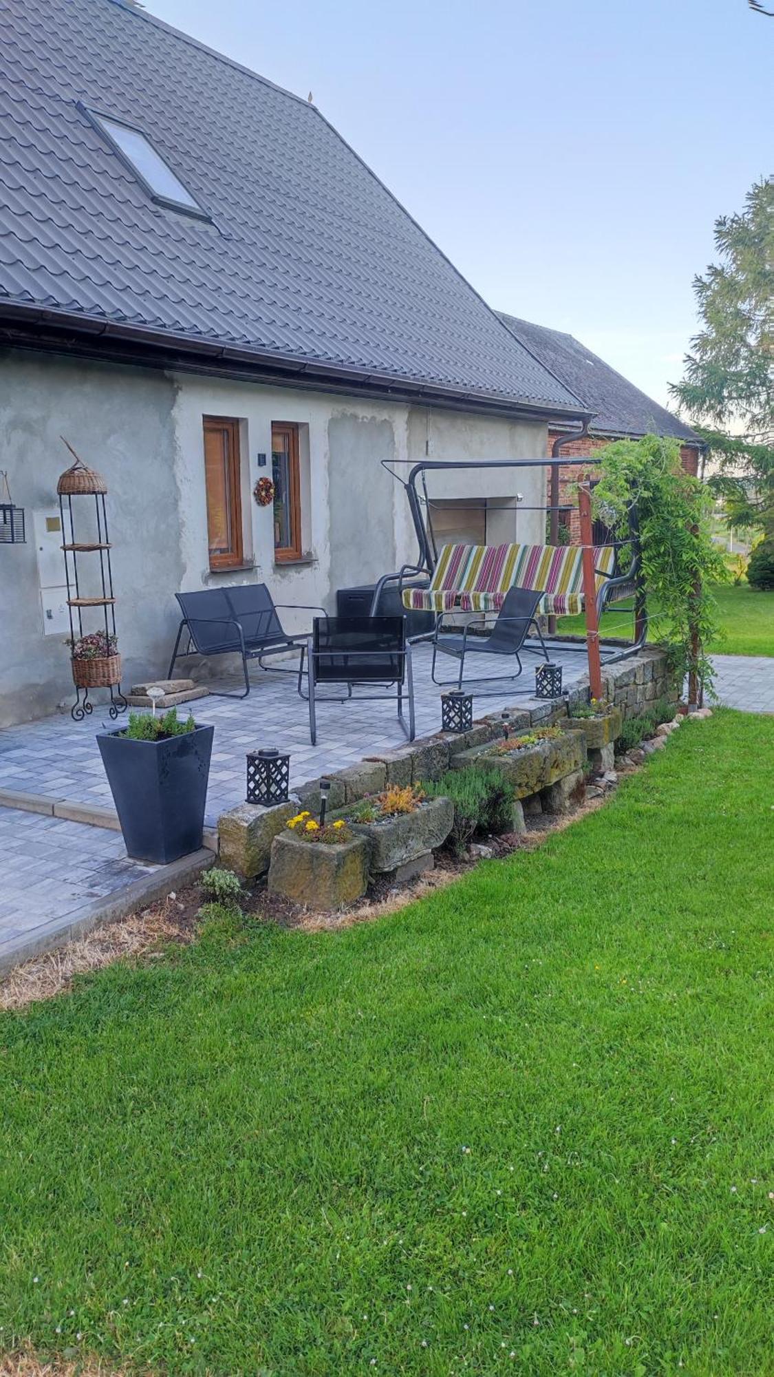 Dom W Jarnoltowie Vila Otmuchów Exterior foto